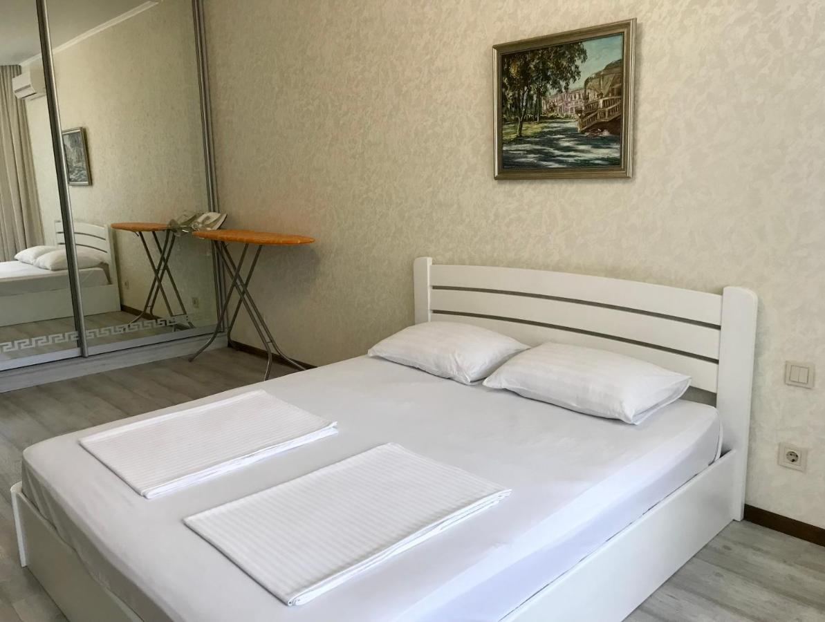 Apartments & Vernissage On Kostandi Odessa Zewnętrze zdjęcie